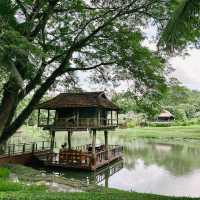 Four Season Resort - ที่พักสุดหรูท่ามกลางความสงบ