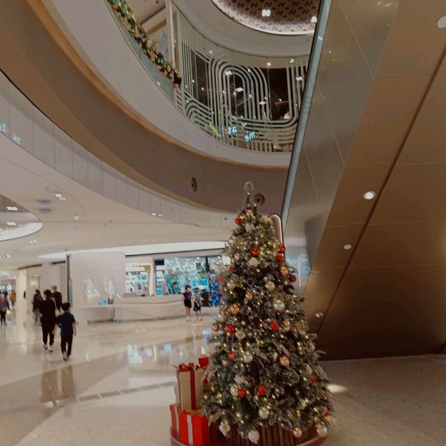 全新日出康城商場，漫威大玩具收藏品，聖誕特展！