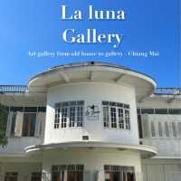 la luna gallery เสพศิลป์ที่เชียงใหม่
