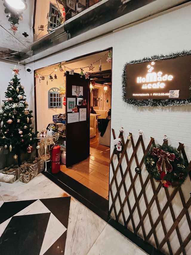 鬧市中の小部屋🏡