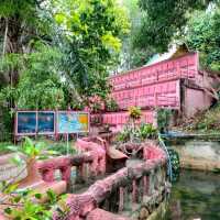 วัดเขาทุเรียน วัดสีชมพู นครนายก

