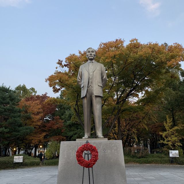 [오색빛 가을 품은 ‘도산공원’]