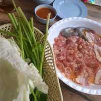 ตุ้ย หมูกระทะ น้ำจิ้มเด็ด หมูเพีบบ !