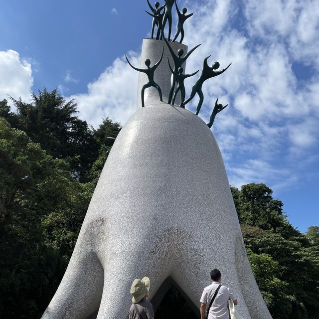 【川崎】芸術は爆発な岡本太郎美術館