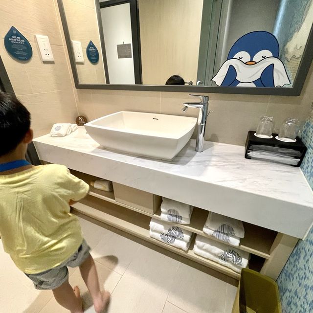 抵玩！企鵝親子主題房+遊樂場