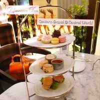 พากิน Afternoon Tea at Centara Grand Central World