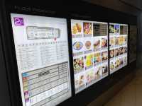 バスターミナル 併設ショッピングモール「みらい長崎 COCOWALK」