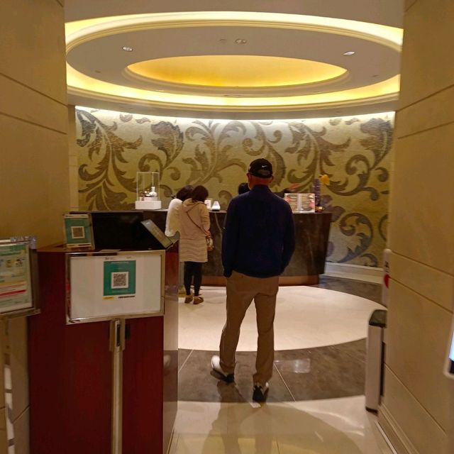 聖誕好去處帝苑酒店、頂樓花園和游泳池、看夜景！