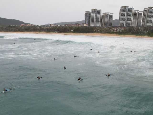 Surfing 🏄‍♂️ @MARRIOTT Xiangshui Bay 🌊