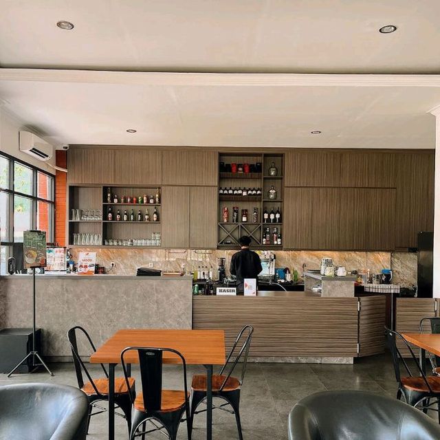 Net Cafe and Resto