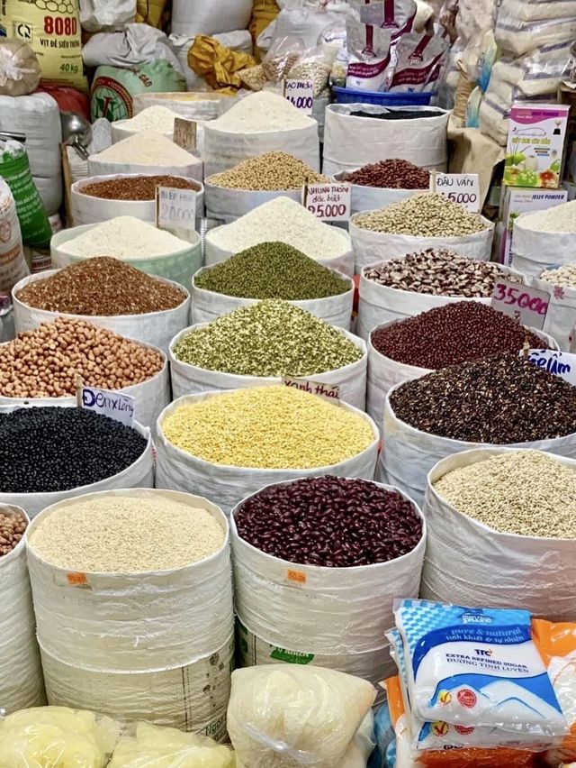 Con Market - Da Nang, Vietnam 