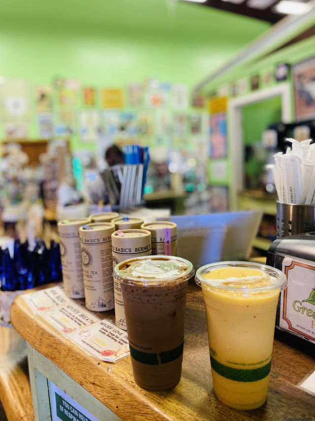 Oahu Green World Coffee Farm