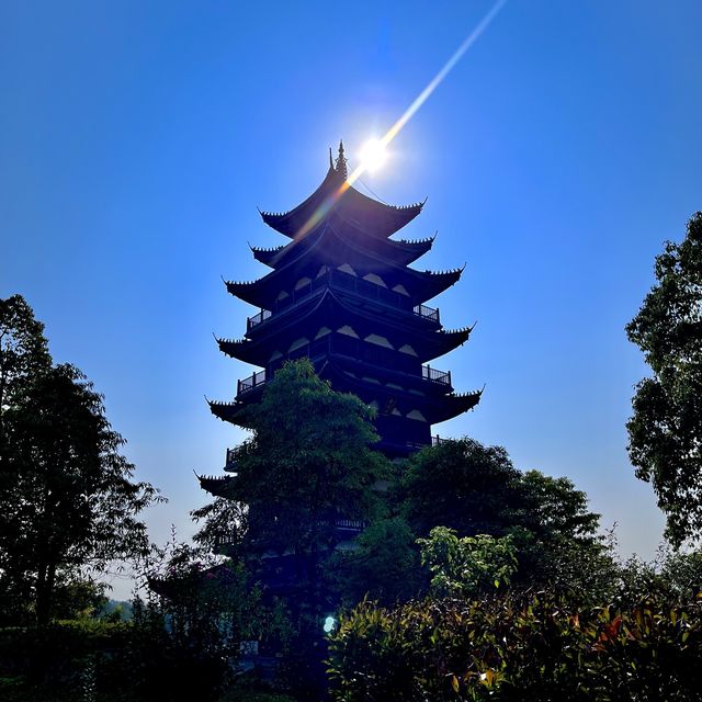 CYCLING WITH THE HISTORY OF KUIWEN PAGODA