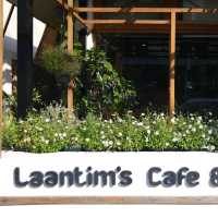 Laan-Tim’s Cafe’&Gallery

