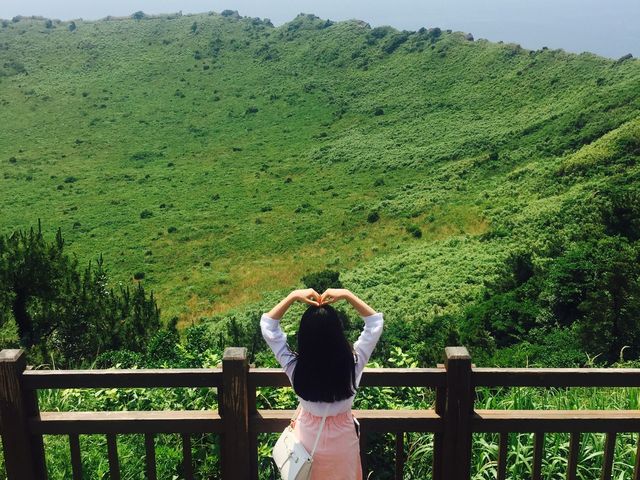 정상에서 제주도 바라보기, [성산일출봉]