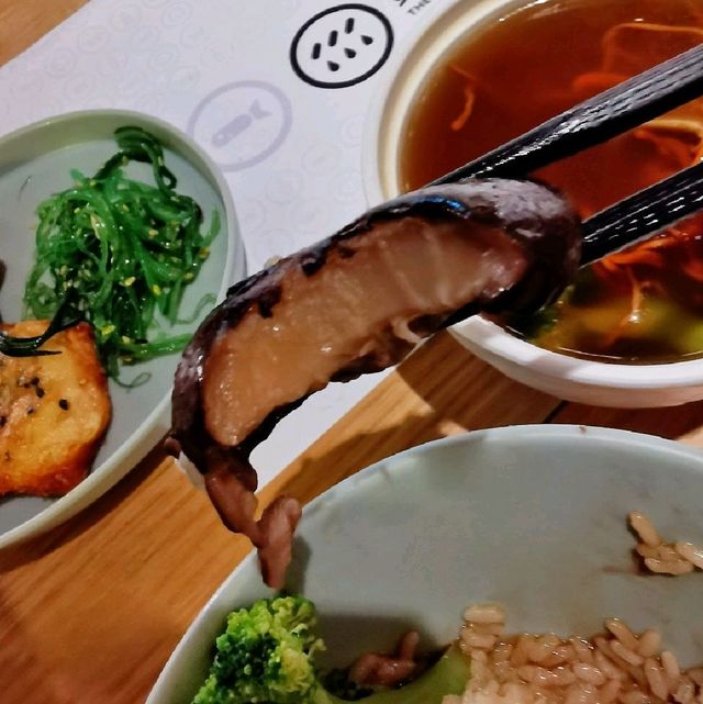 推介食花膠海參新派型潮中菜