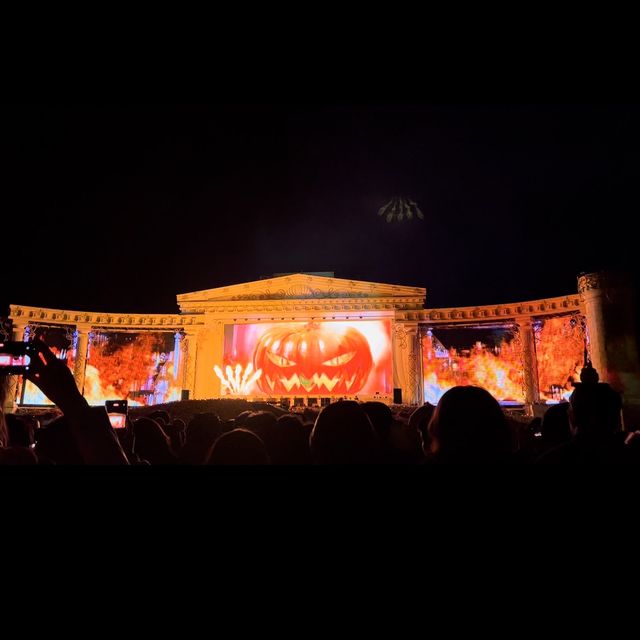 韓国【エバーランド】ハロウィン🧡大画面で迫力のある映像と花火のショー🎇🎃