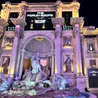 Beautiful resort on the famous Strip