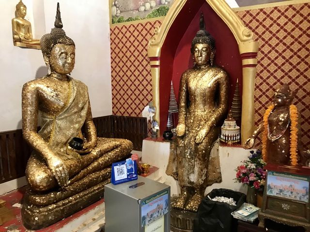 วัดพระแท่นศิลาอาสน์