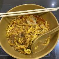 ร้านขนมจีนพี่เล็ก ข้าวซอยน้ำเงี้ยวลำขนาด