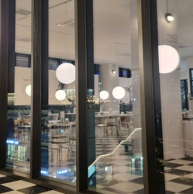 [경기 동탄] 동탄호수공원을 바라보며 우아하게 스테이크 썰기🍷 루쏘스테이크하우스