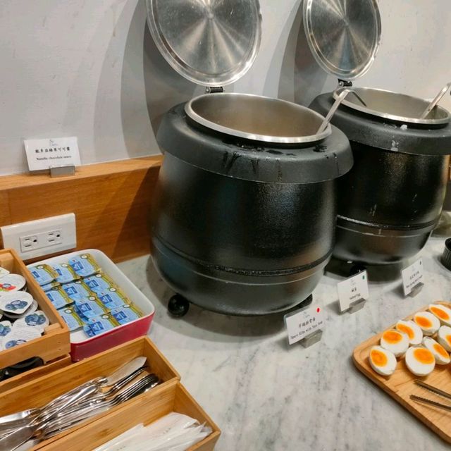 礁溪誠闊溫泉渡假飯店-森林系用餐環境（早餐）
