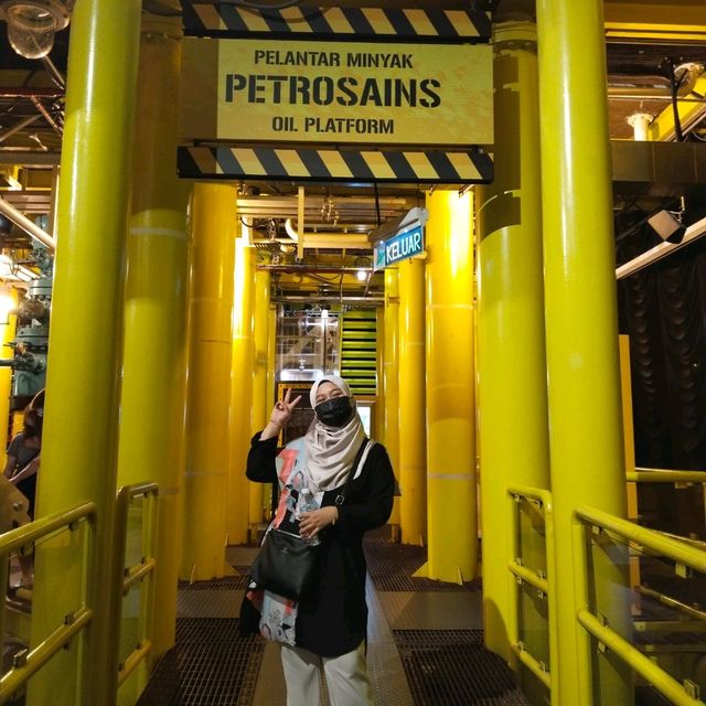 A Day @ PETROSAINS KLCC