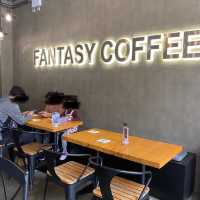 商場盡頭的海景Cafe