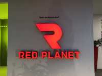 Red Planet สุรวงศ์ ที่พักหลักร้อยใจกลางกรุง