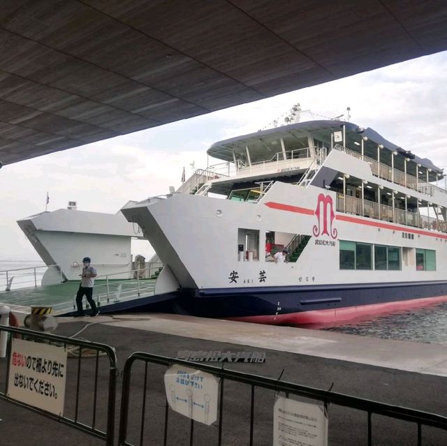 〘宮島〙宮島行きフェリー🛳