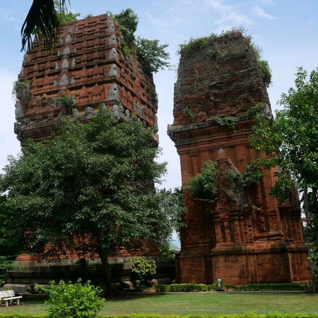 Quy Nhon - Beach town with Cham history