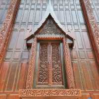 วัดอ่าวน้อย ____พระอุโบสถไม้สักทอง____