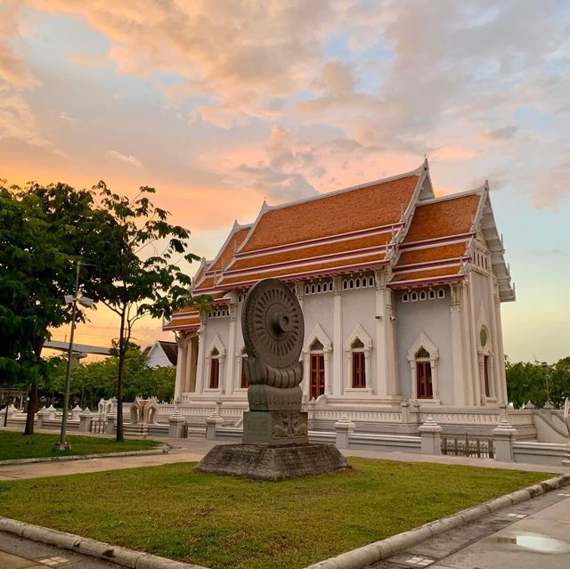 วัดชลประทานรังสฤษดิ์ พระอารามหลวง