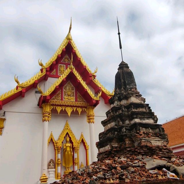 พลับพลาหทัยนเรศวร์     วัดนางพญา พิษณุโลก