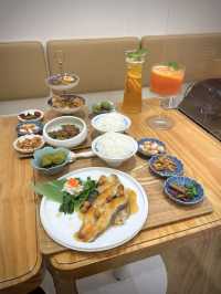 台式cafe 哥哥添飯•妹妹泡茶 (觀塘)