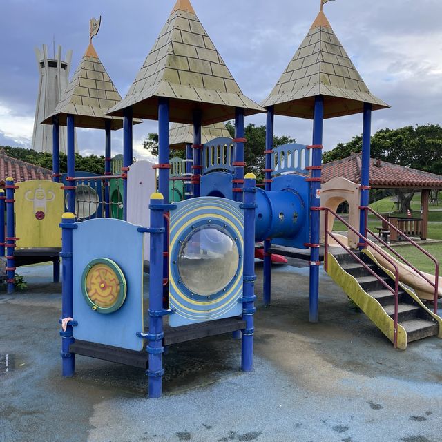 平和祈念公園の遊具がすごい