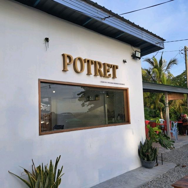 POTRET CAFE