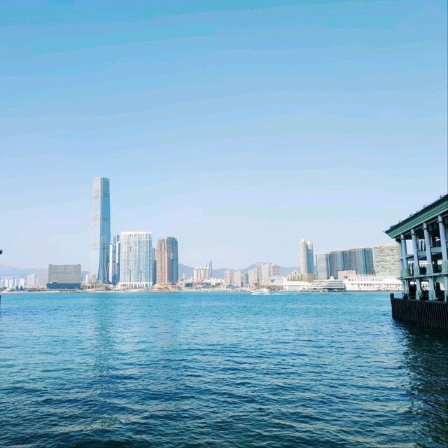 假日親子好去處-中環海濱長廊