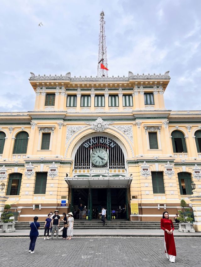 Saigon La Poste