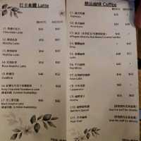 旺角一間佈滿花海嘅溝女餐廳！