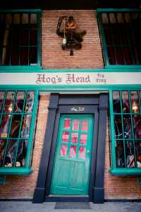 Hog's Head Phuket ร้านหัวหมู ภูเก็ต