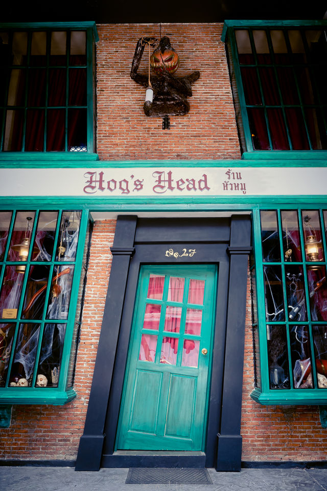 Hog's Head Phuket ร้านหัวหมู ภูเก็ต