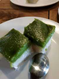 AWESOME MALAY FOOD & KUIH