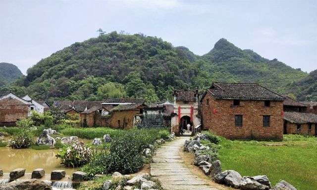 Traditional village - Goulan Yao Village