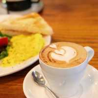 靜靜地嘆個brunch