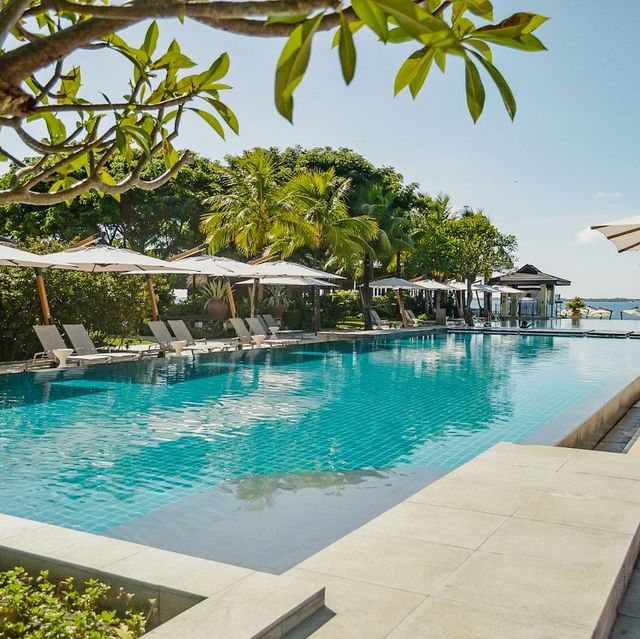 Crimson Resort and Spa Mactan!