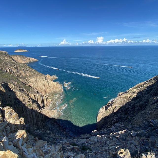 深入木棉洞 🏞🌊