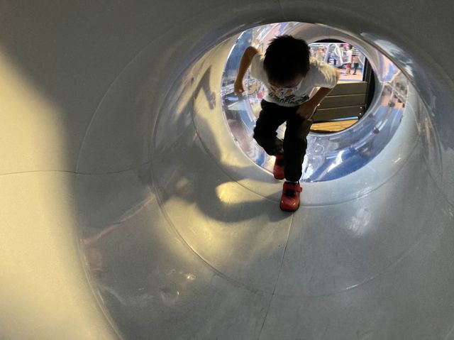 《天水圍免費戶外遊樂場~+WOO嘉湖樂園》 《天水圍免費戶外遊樂場~+WOO嘉湖樂園》