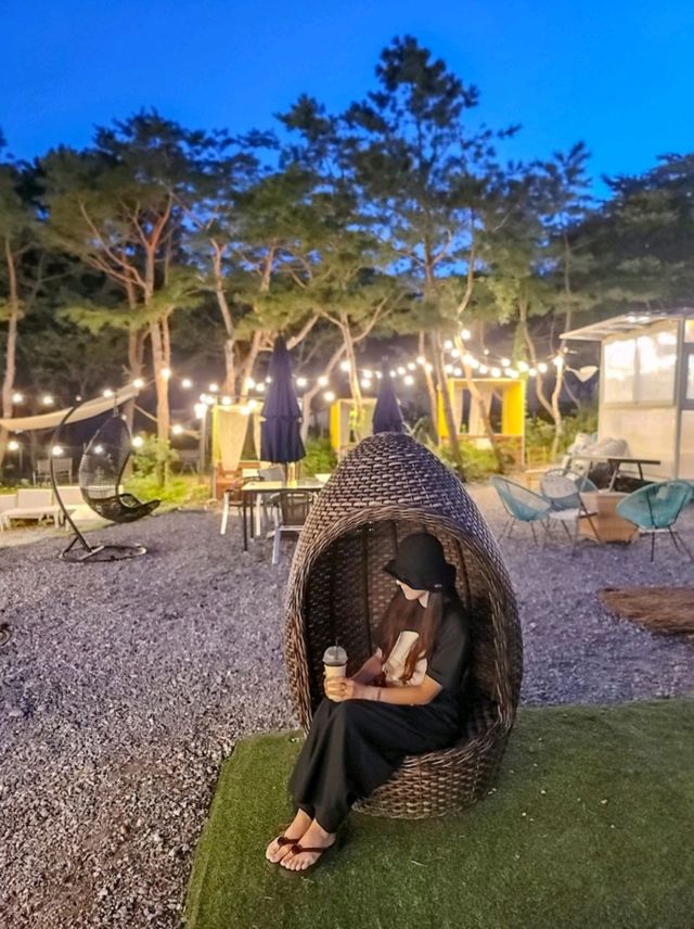 계룡산뷰가 아름다운 공주 동학사카페 에어산, 야경도 예쁜곳⛰️