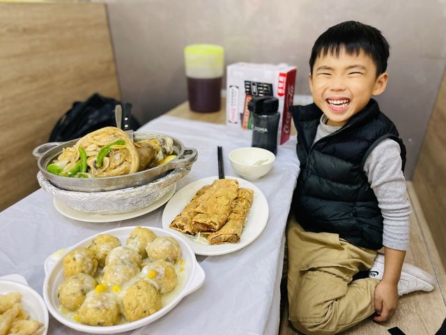 港式風味，港人至愛必試的好食陳根記大排檔